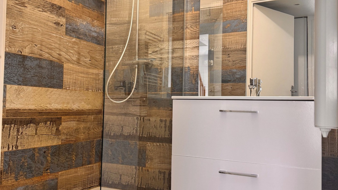 Photo of Bathroom in Saint-Valery-en-Caux
