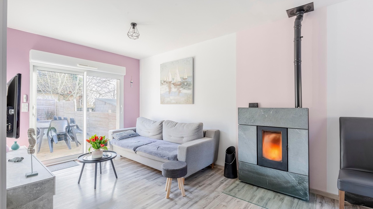 Photo of Livingroom in Bouvaincourt-sur-Bresle