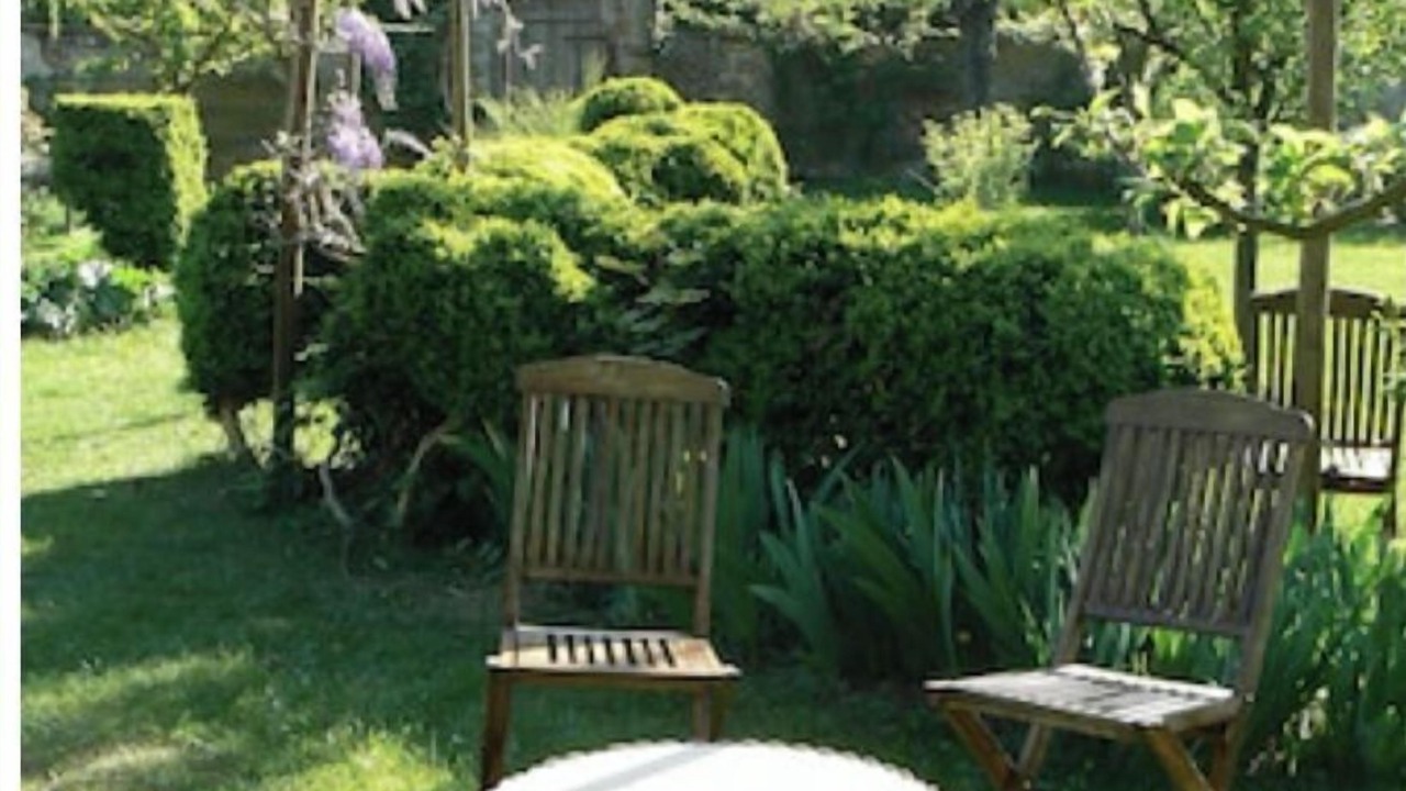 Photo of Outdoor in Barr