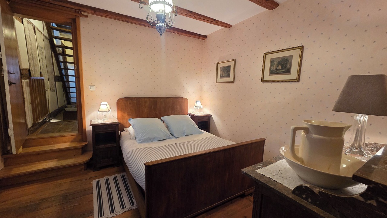 Photo of Bedroom in Barr
