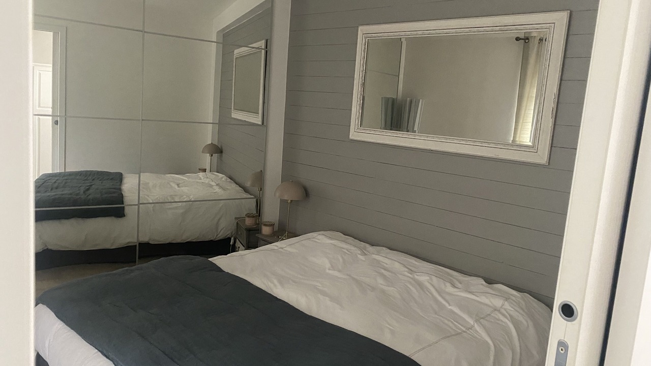 Photo of Bedroom in Maisons-Laffitte
