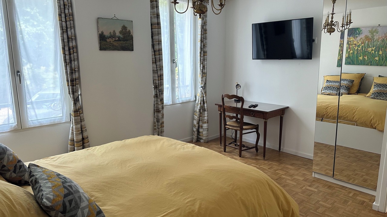Photo of Bedroom in Poissy