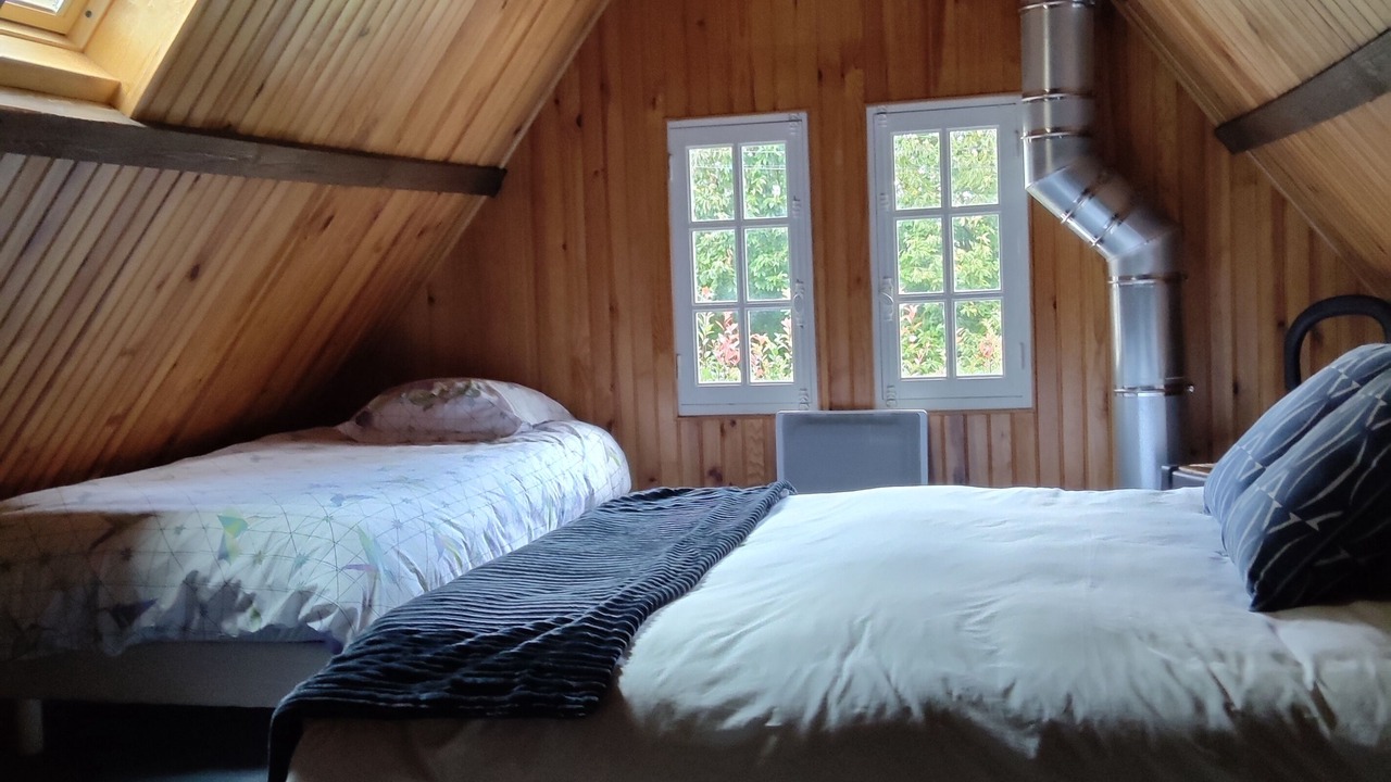 Photo of Bedroom in Manneville-la-Raoult