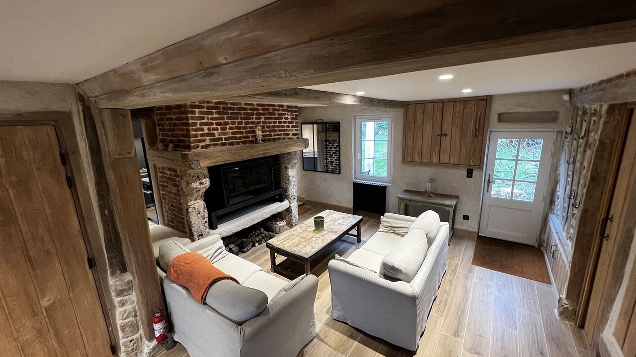 Photo of Livingroom in Manneville-la-Raoult