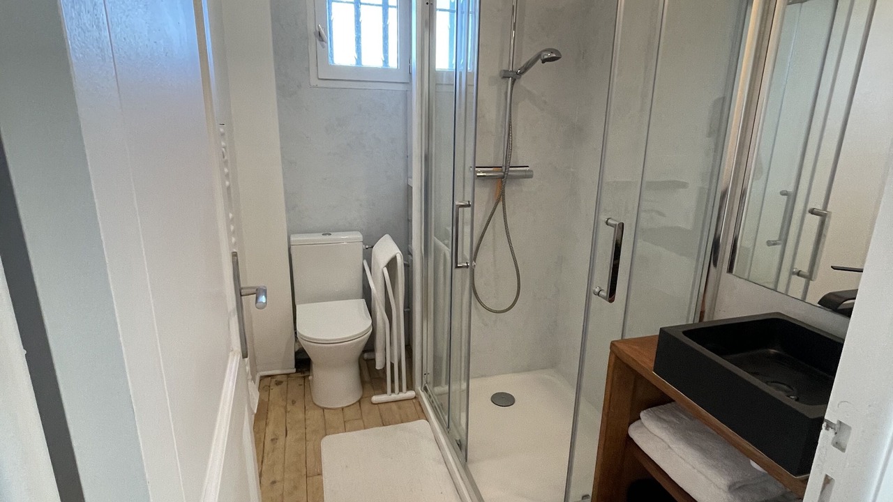 Photo of Bathroom in Boulogne-sur-Mer