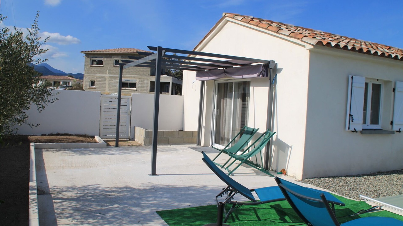 Photo of Patio Balcony in Prunelli-di-Fiumorbo