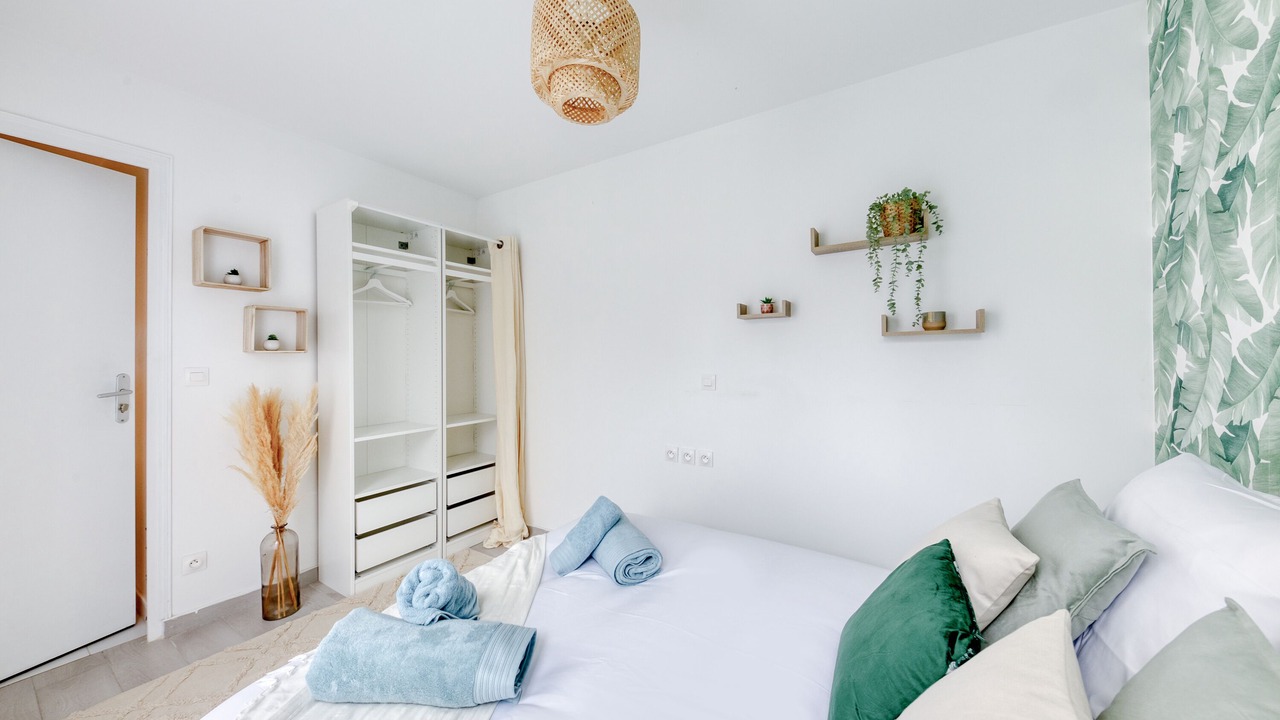 Photo of Bedroom in La Courneuve