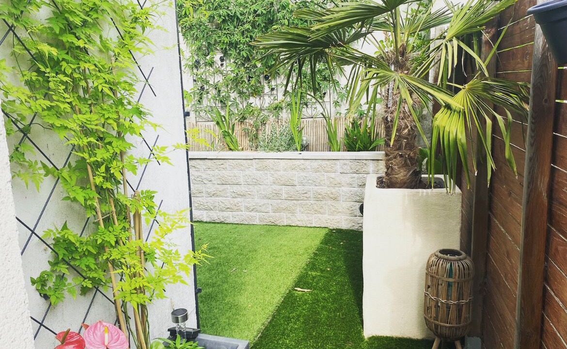 Photo of Outdoor in Servon