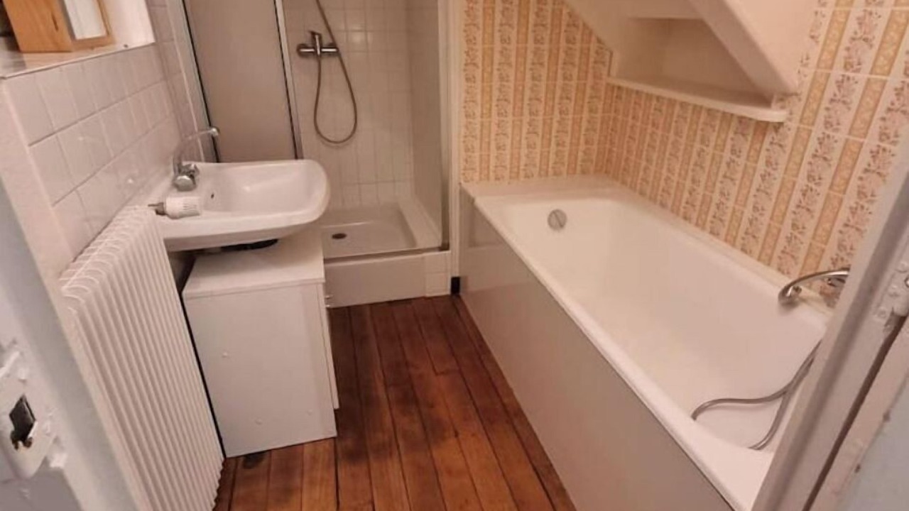 Photo of Bathroom in Saulieu