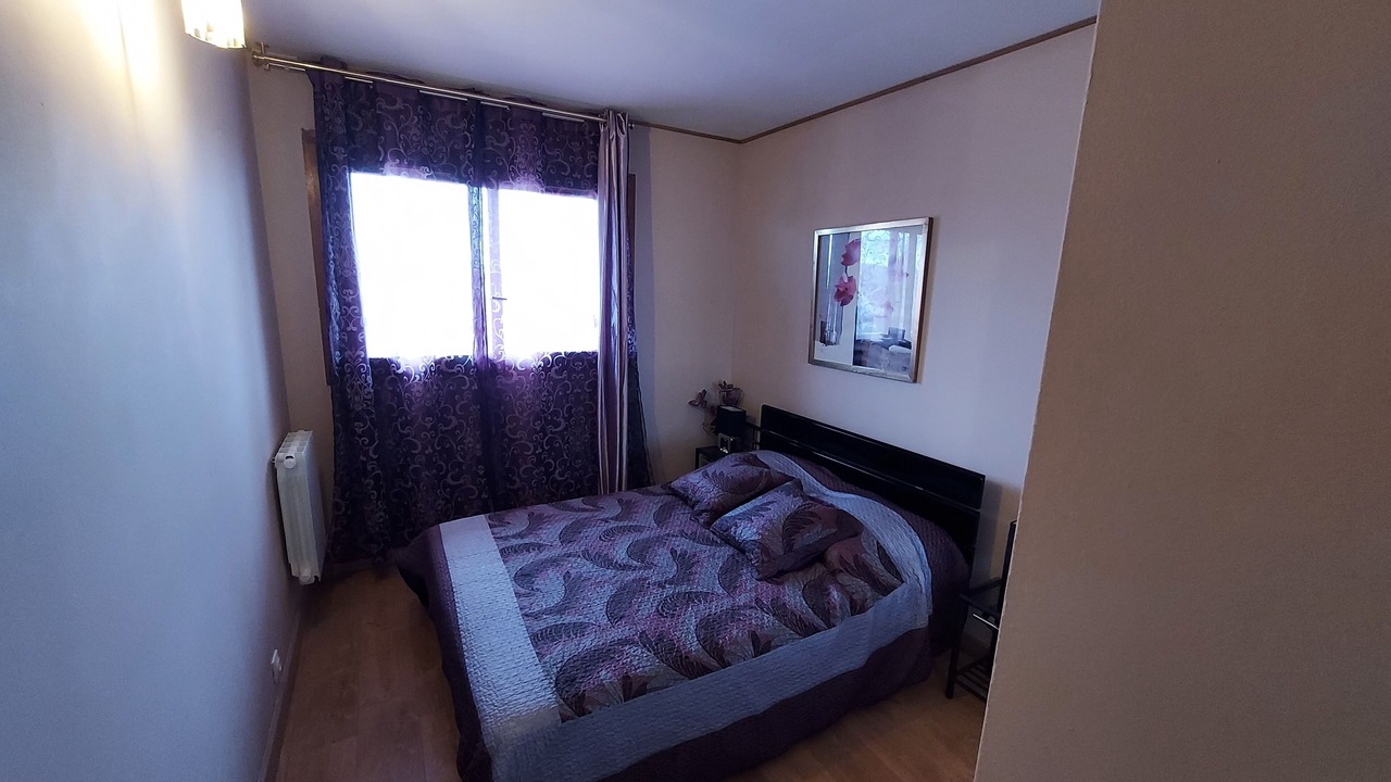 Photo of Bedroom in Argenteuil