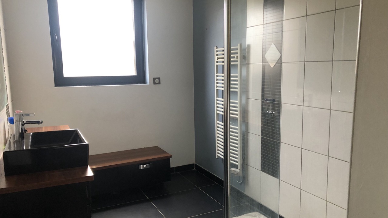 Photo of Bathroom in Doingt
