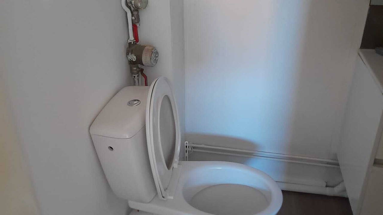 Photo of Bathroom in Fives