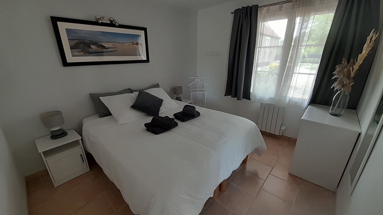 Photo of Bedroom in Rue