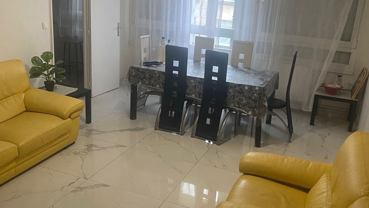 Photo of Livingroom in Saint-Remi