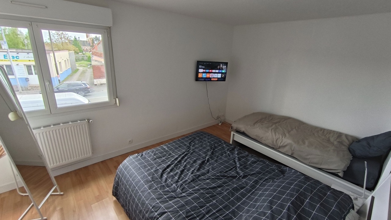Photo of Bedroom in Fresnes-les-Montauban