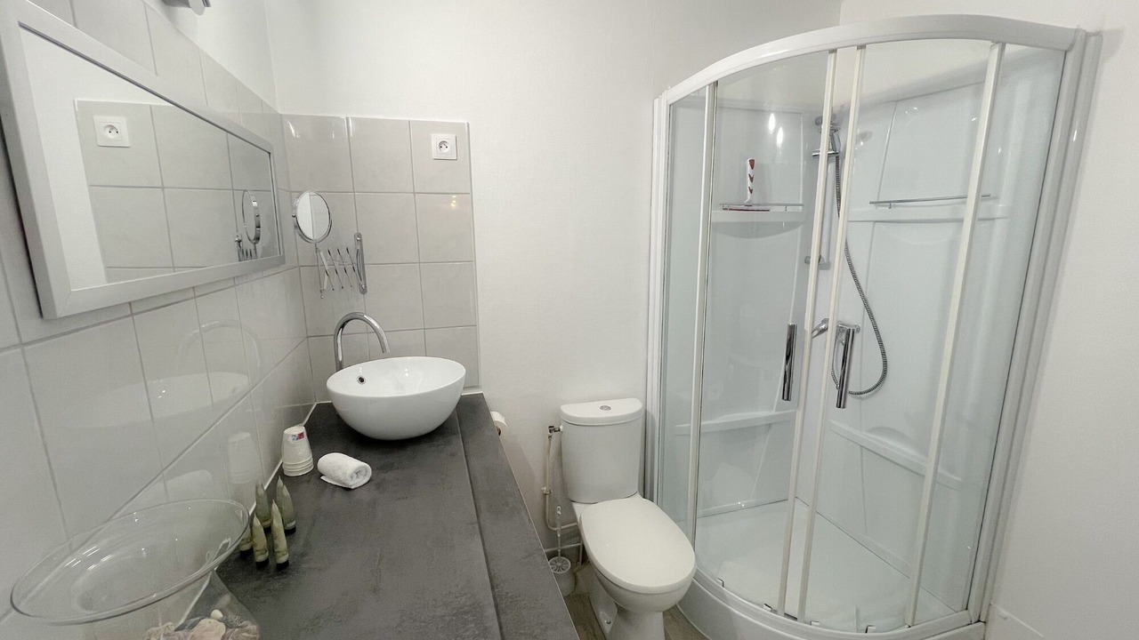 Photo of Bathroom in Port