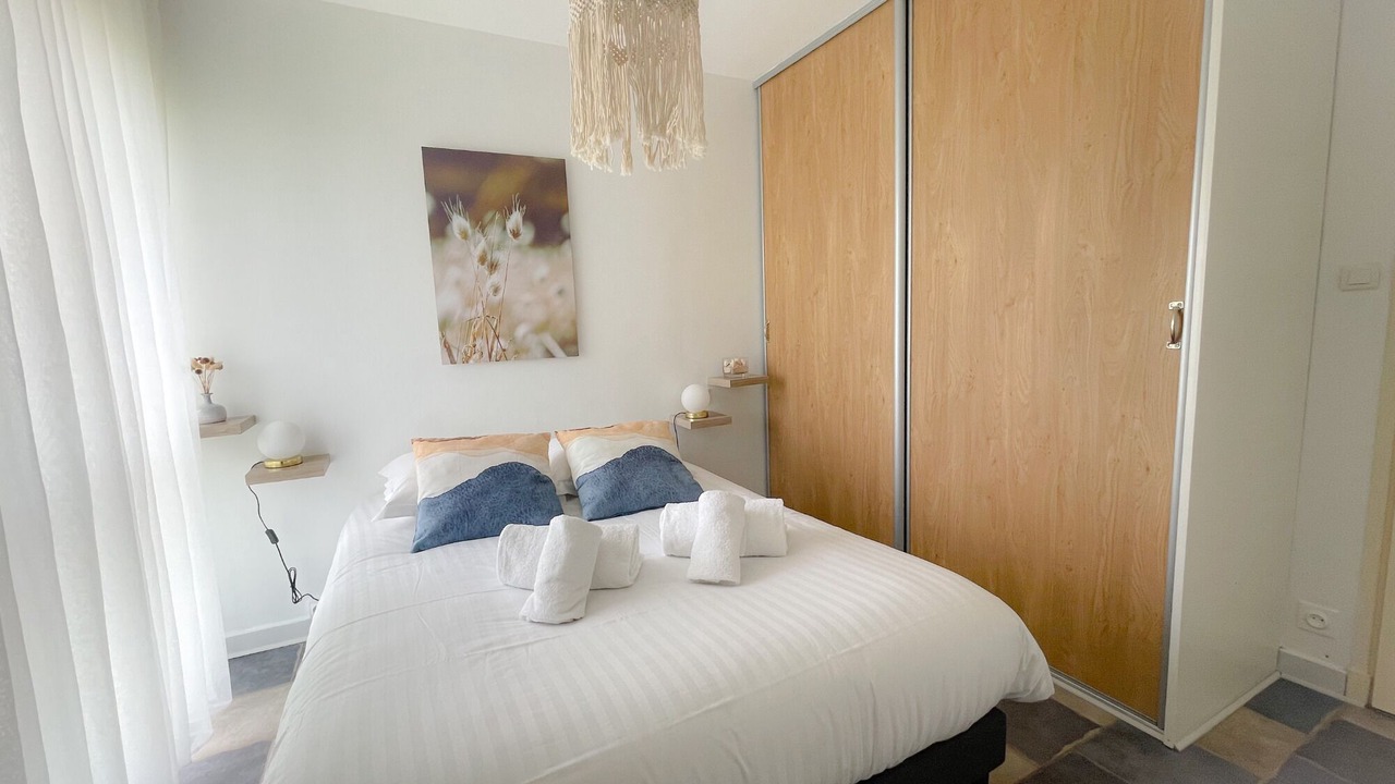 Photo of Bedroom in Port