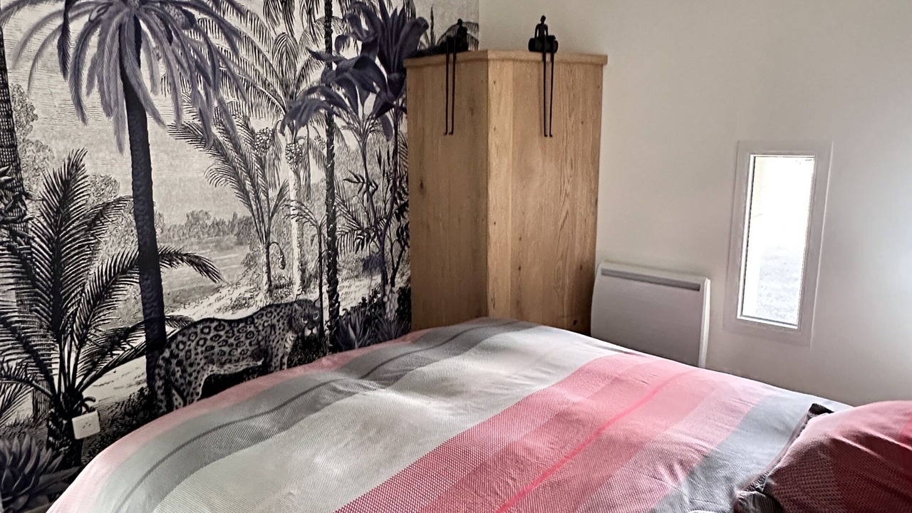 Photo of Bedroom in Les Attaques