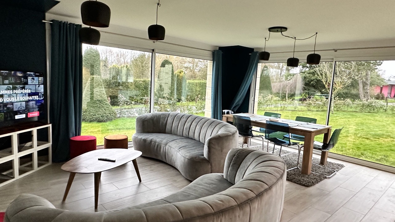 Photo of Livingroom in Les Attaques