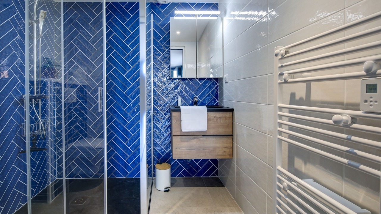 Photo of Bathroom in Boue