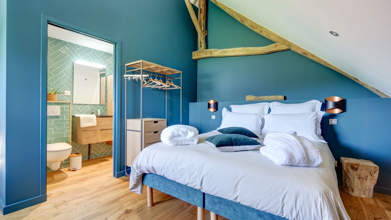 Photo of Bedroom in Boue