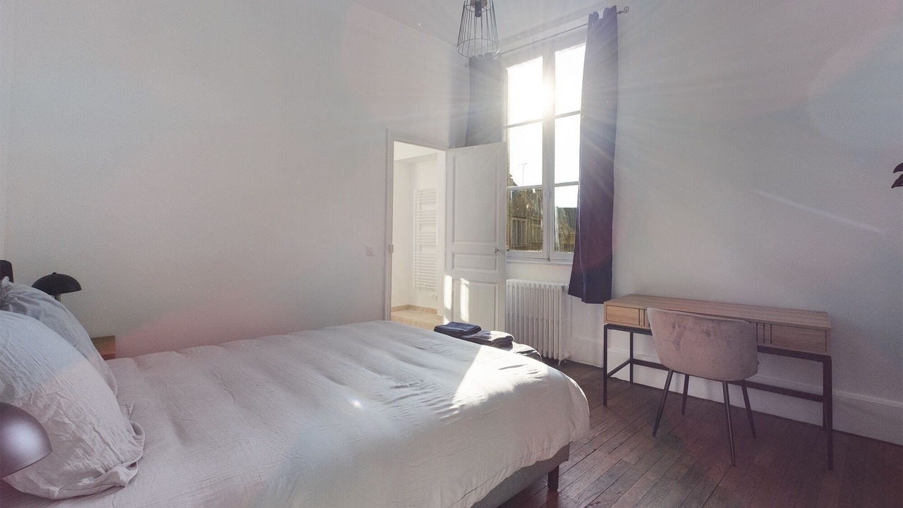 Photo of Bedroom in Nevers