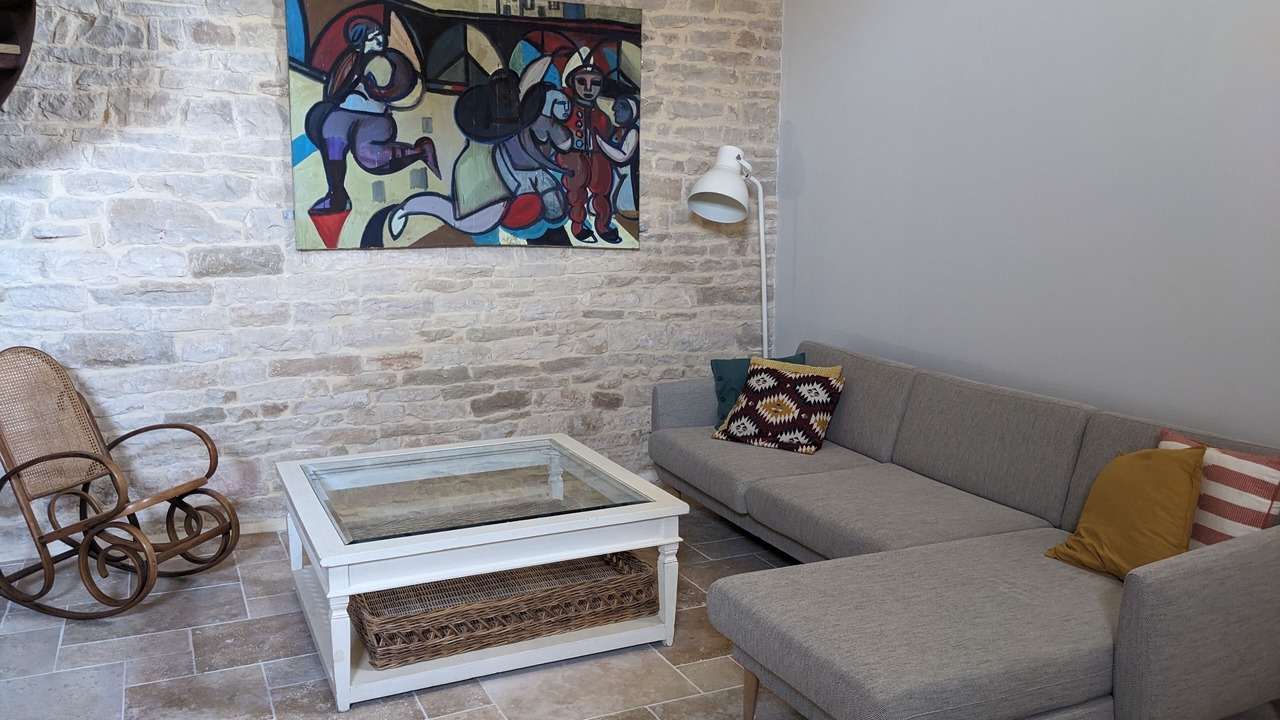 Photo of Livingroom in Chapaize