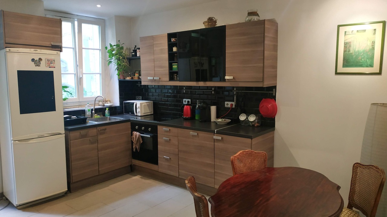 Photo of Kitchen in Centre