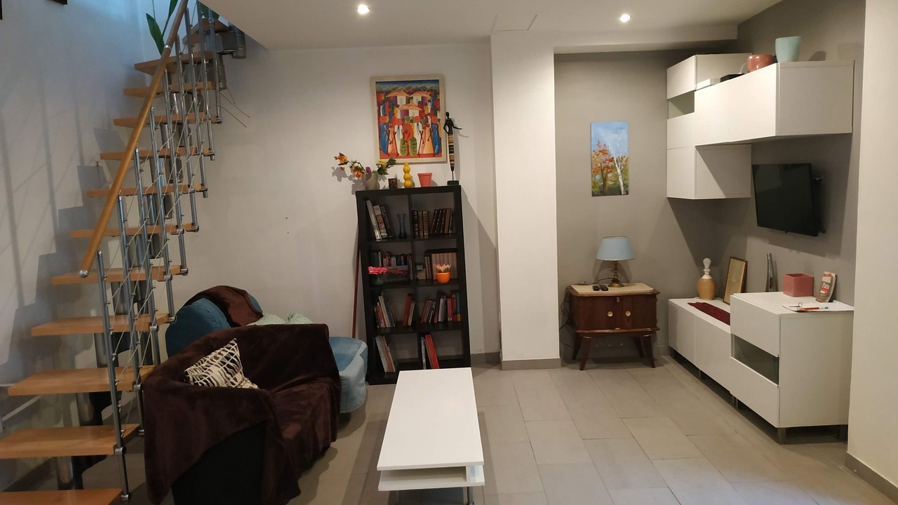 Photo of Livingroom in Centre