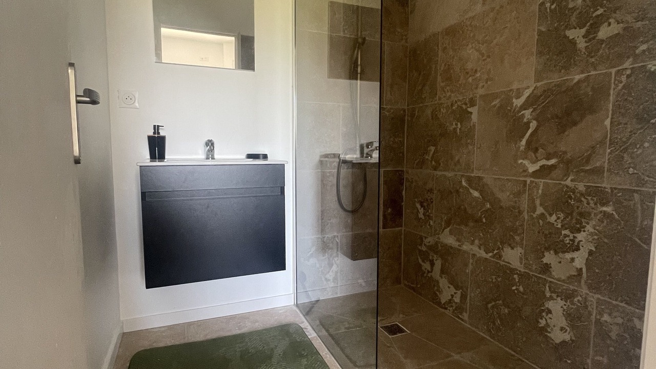 Photo of Bathroom in Sasseville