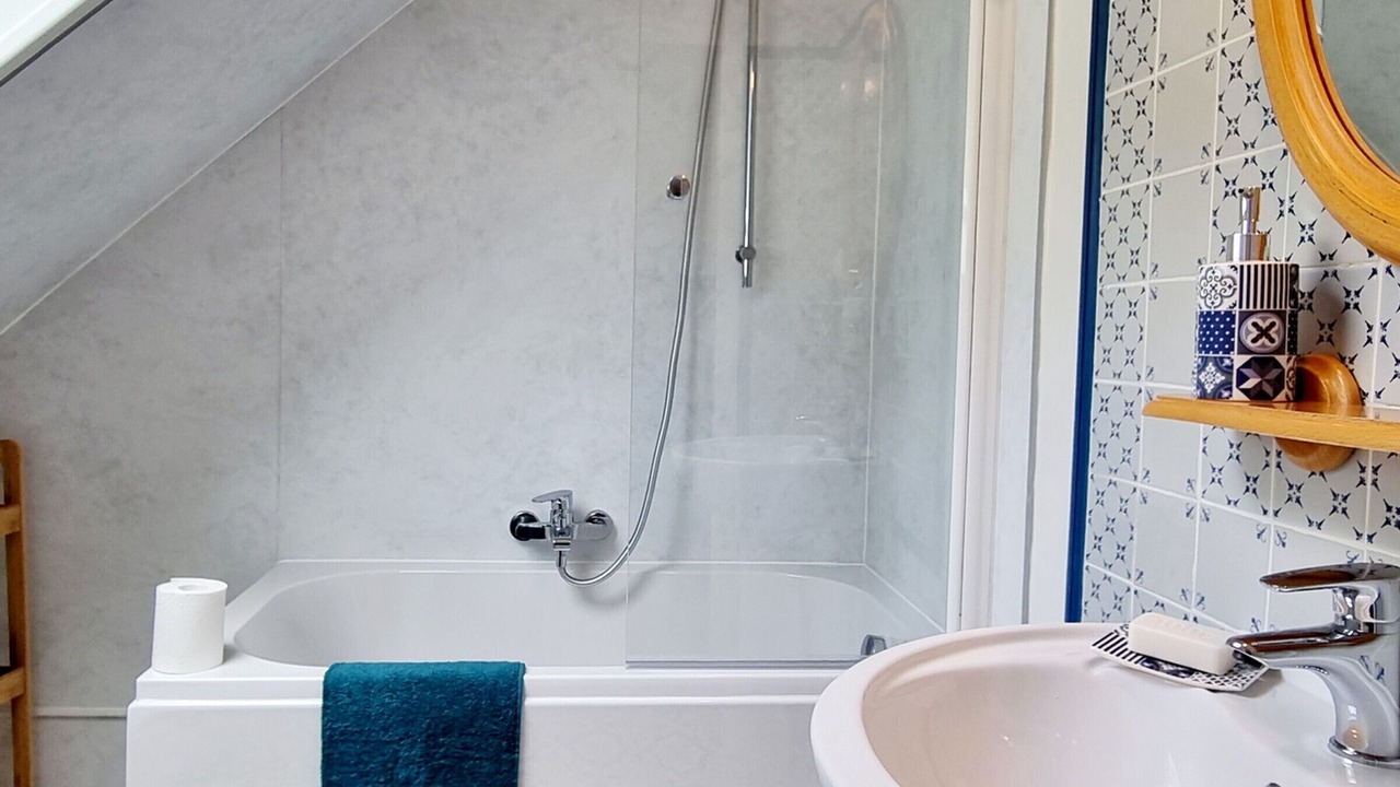 Photo of Bathroom in Lesquielles-Saint-Germain