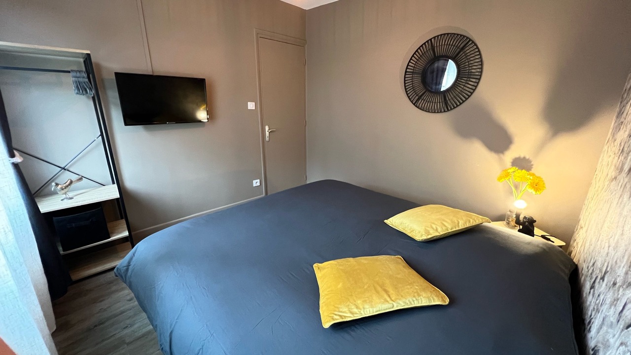 Photo of Bedroom in Saint-Omer