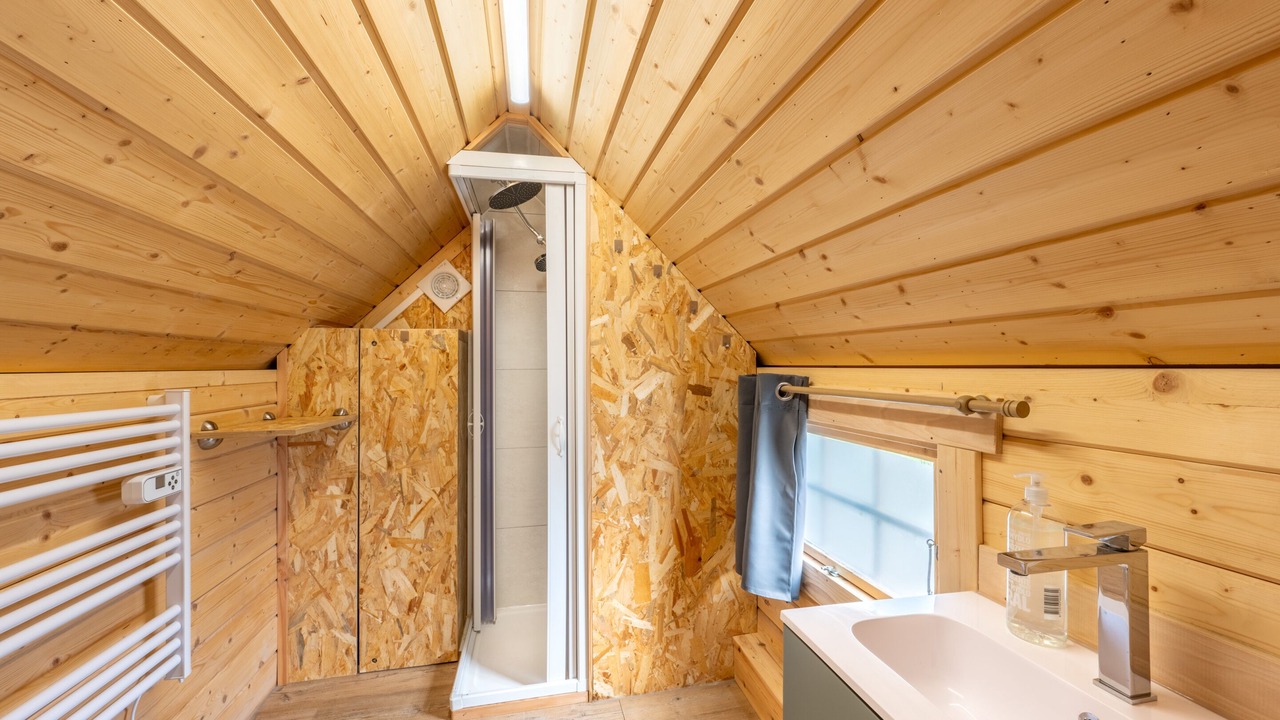 Photo of Bathroom in Farbus