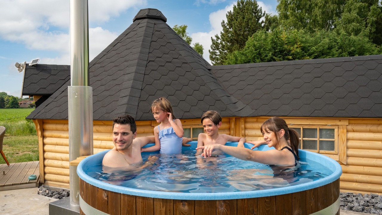 Photo of Outdoor in Farbus