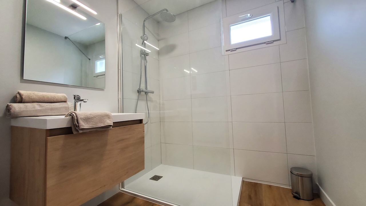 Photo of Bathroom in Abbeville