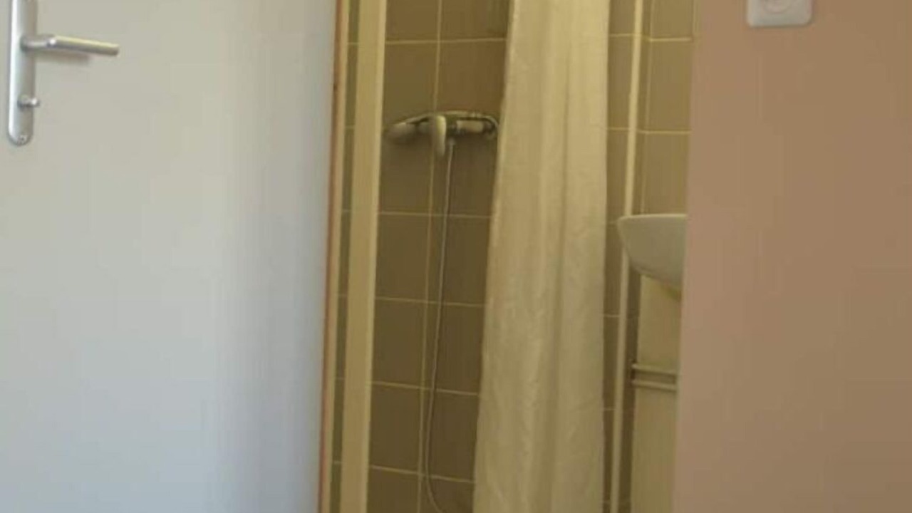 Photo of Bathroom in Quartier Saint-Clement - Jardin des Plantes