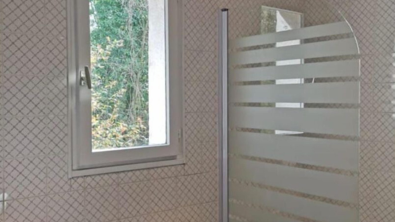 Photo of Bathroom in Behencourt