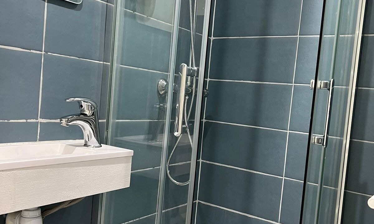 Photo of Bathroom in Stains