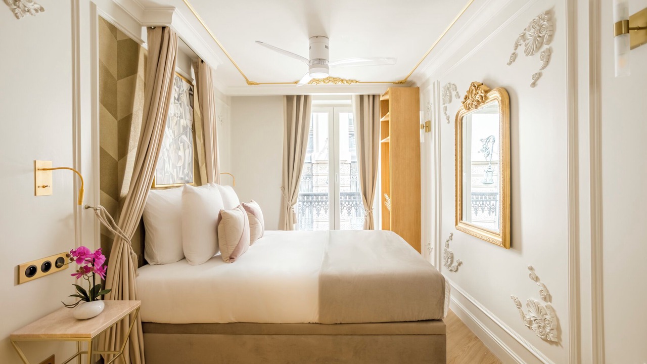 Photo of Bedroom in Quartier du Faubourg-Montmartre