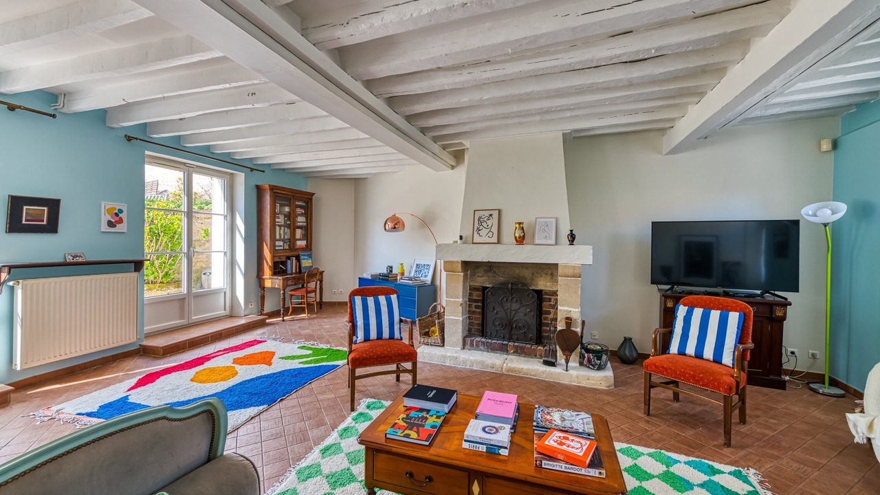 Photo of Livingroom in Magny-en-Vexin