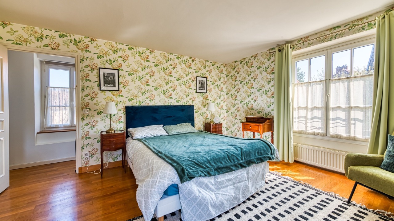 Photo of Bedroom in Magny-en-Vexin