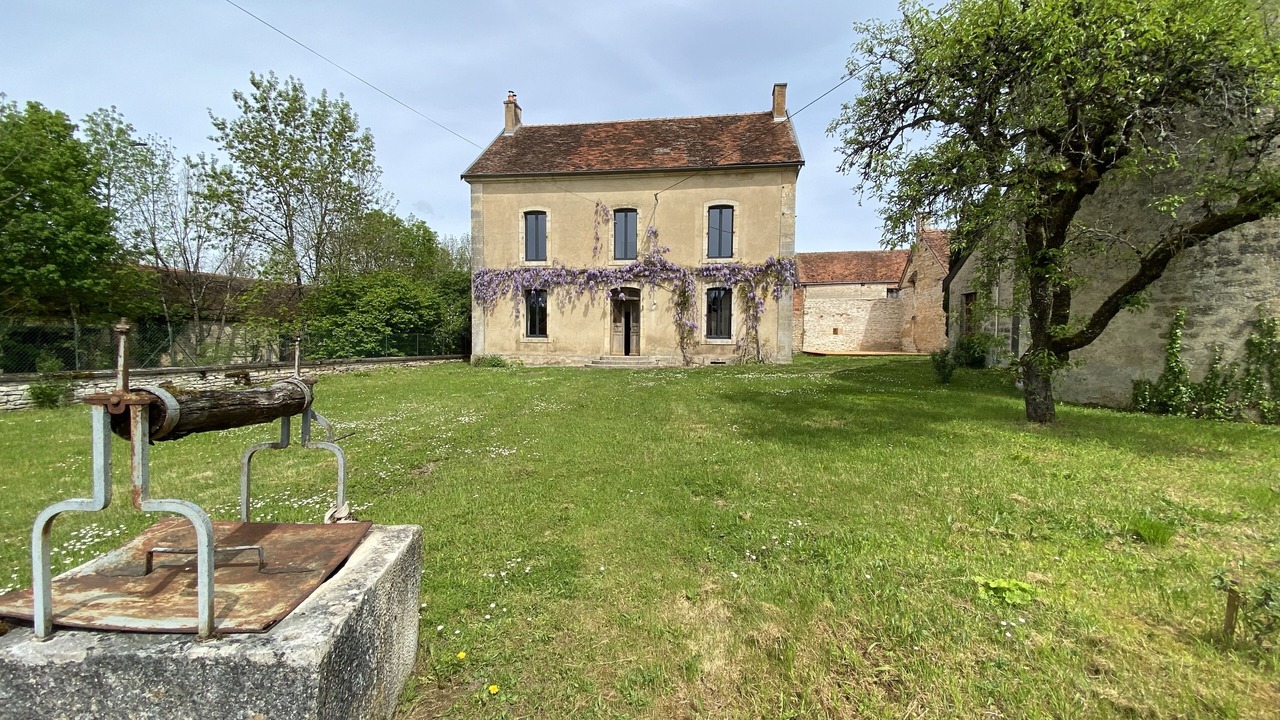 Photo of Outdoor in Touillon
