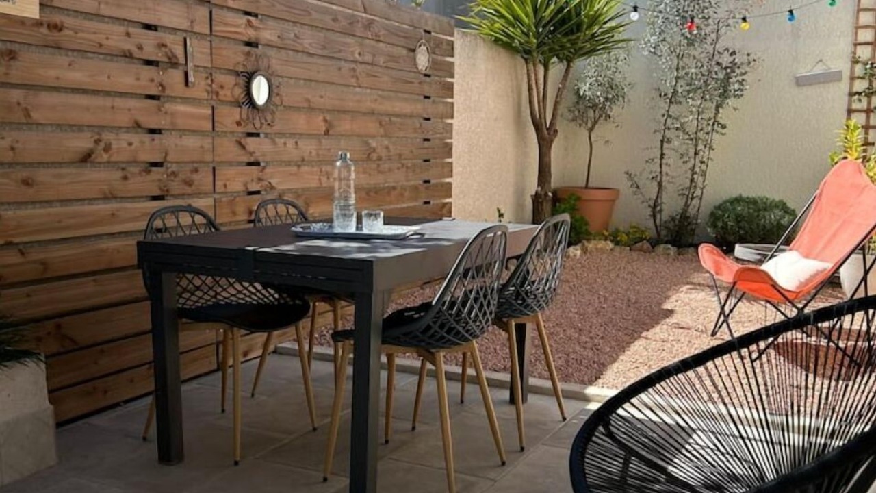 Photo of Outdoor in Cournonsec