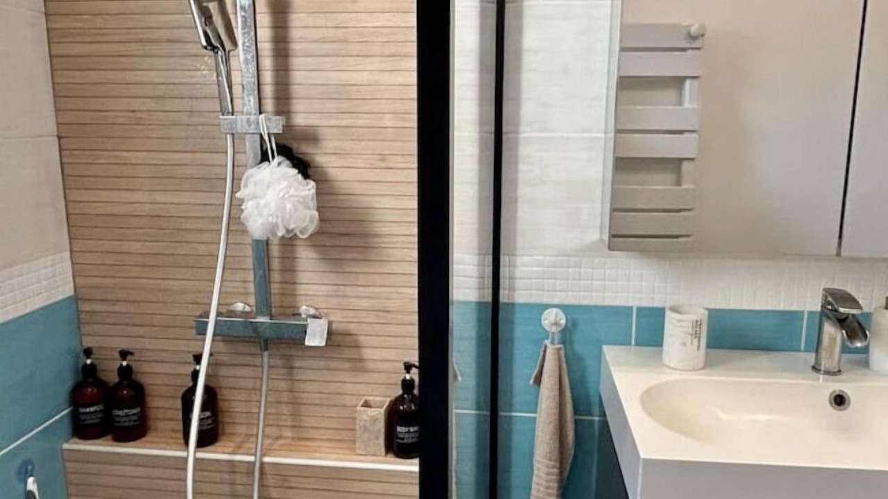 Photo of Bathroom in Cournonsec