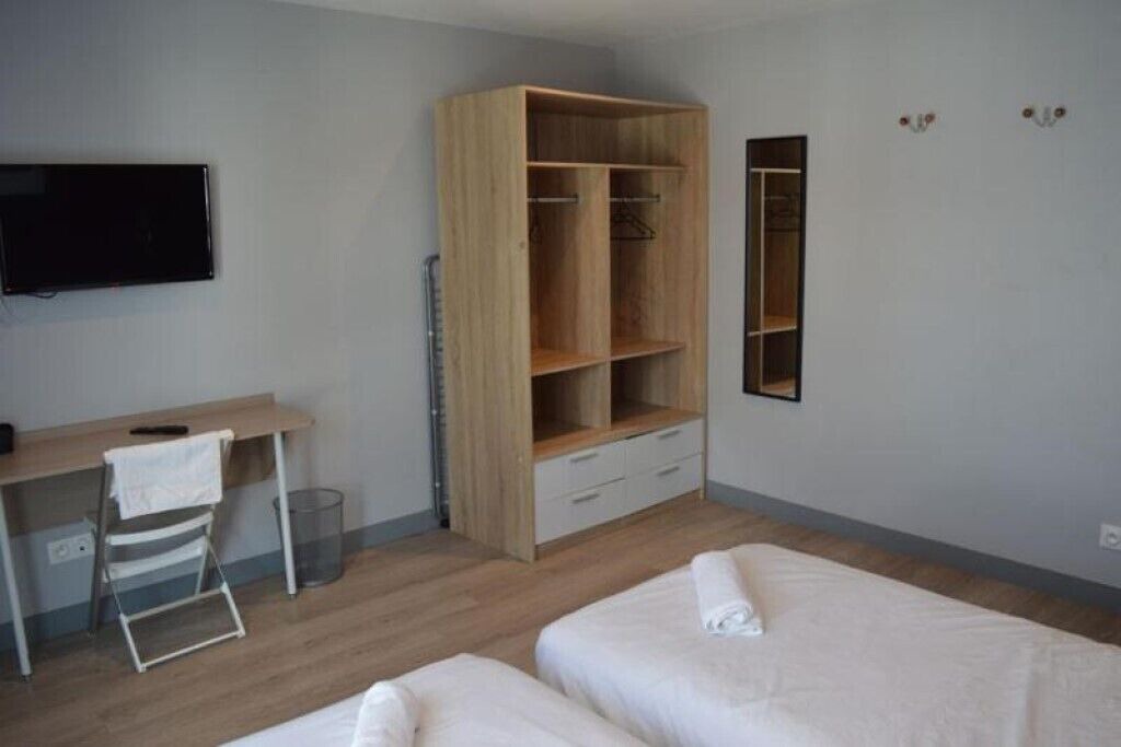 Photo of Bedroom in Villeneuve-le-Roi