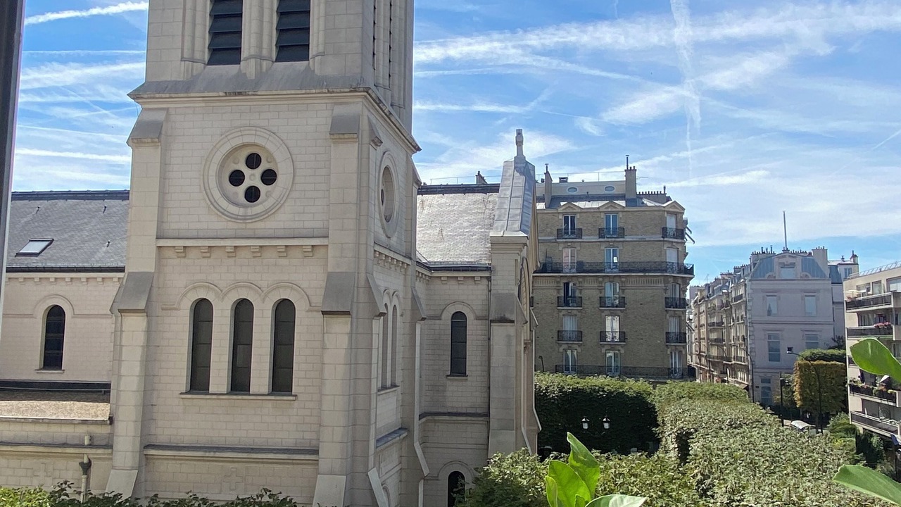Photo of Others in Levallois-Perret