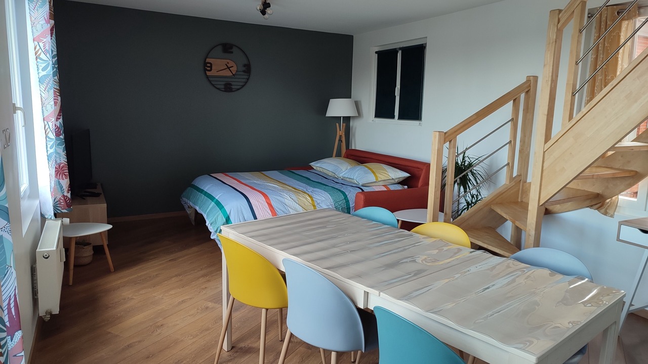 Photo of Bedroom in Calais City Center