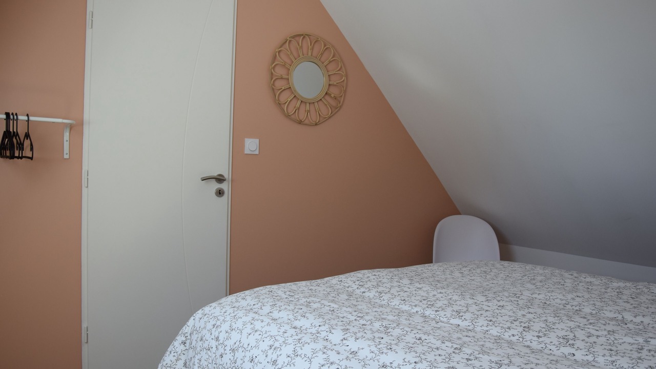 Photo of Bedroom in Calais City Center