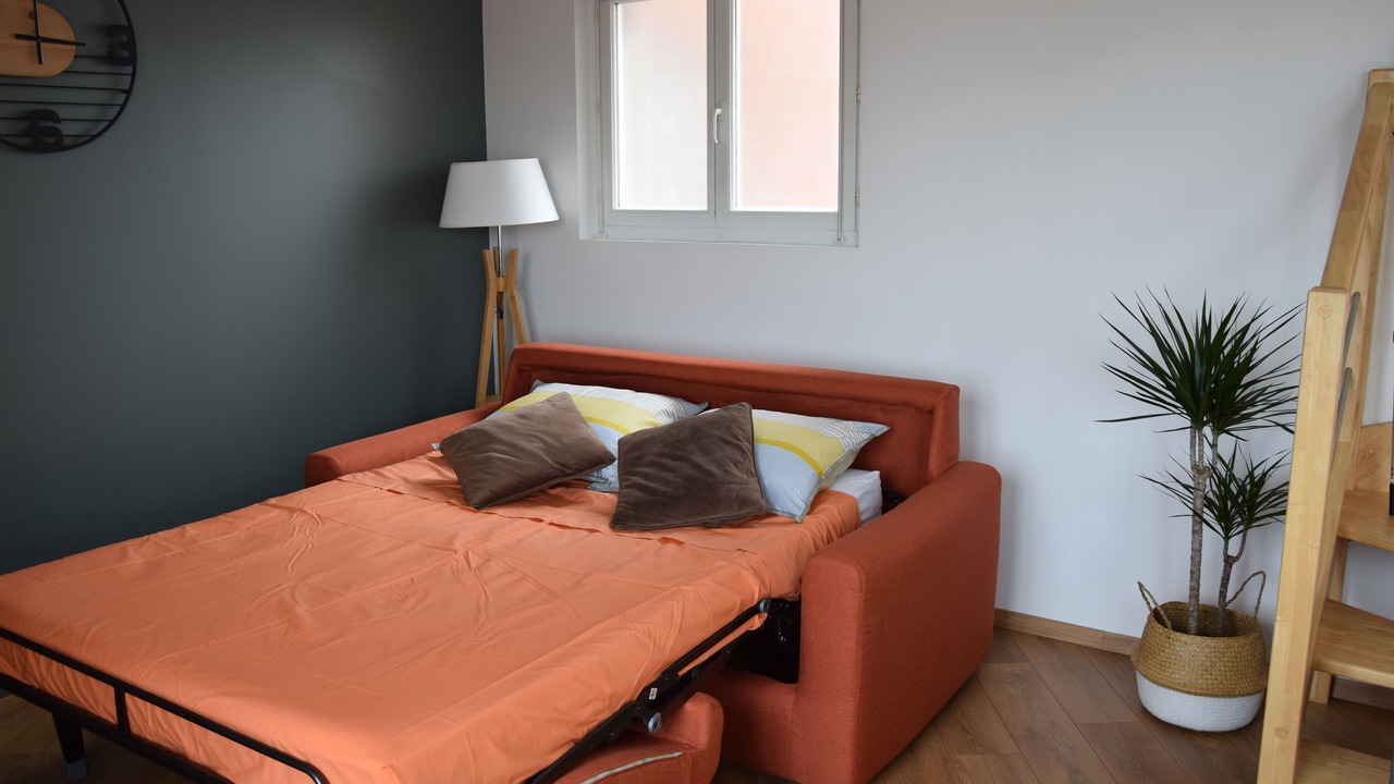 Photo of Bedroom in Calais City Center