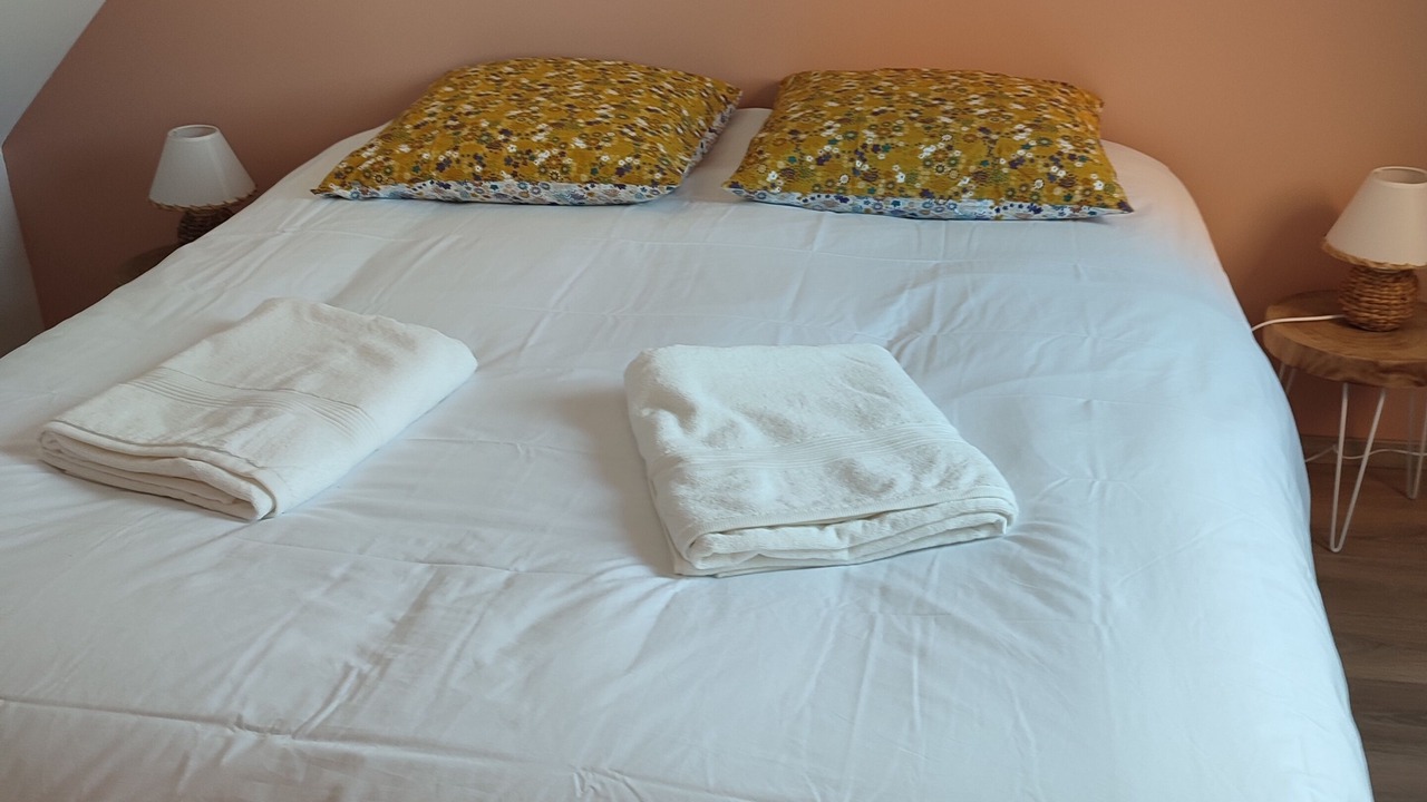 Photo of Bedroom in Calais City Center